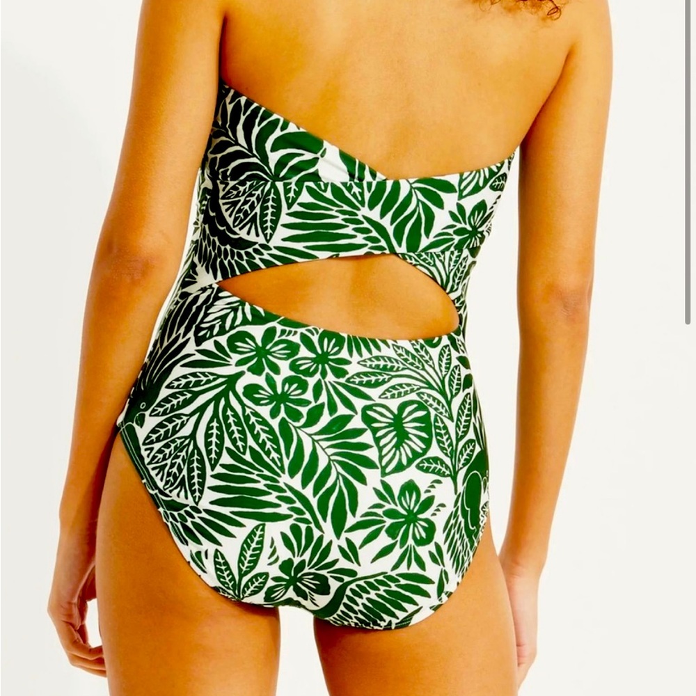 Hermoza Green and White Swimsuit